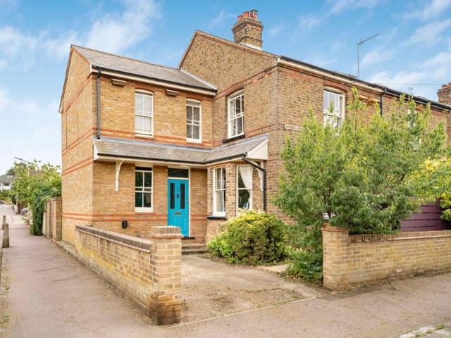 House for sale in Hertford, Colliers End