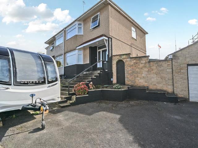 House for sale in Feckenham, City Of Bristol