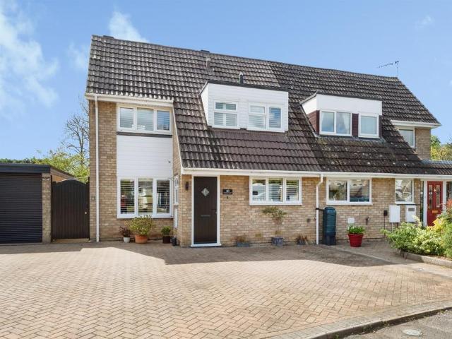 House for sale in Page Hill, Buckingham