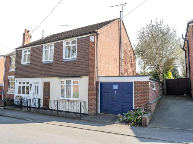 House for sale in Kingswinford, West Midlands