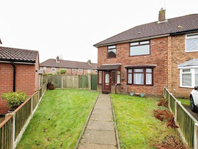 House for sale in Stoneycroft, Calderstones