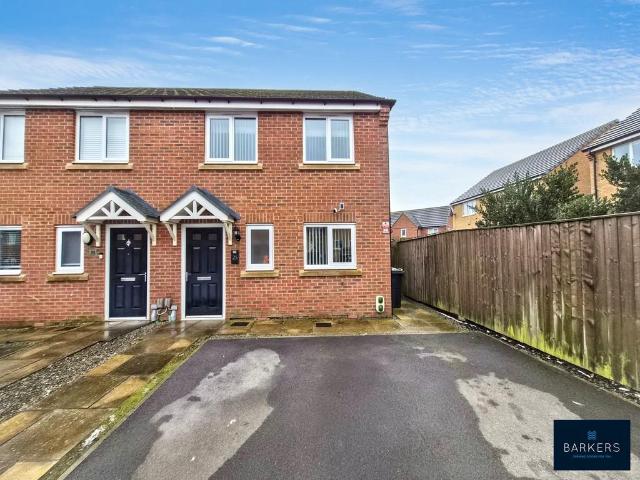 House for sale in Slack Side, West Yorkshire