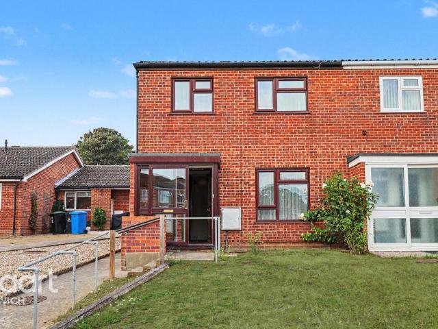 House for sale in Aster Road Allotments, Ipswich