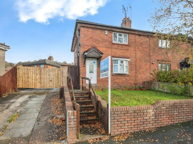 House for sale in Woodsetton, Coseley