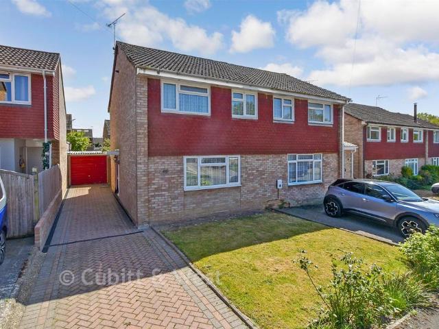 House for sale in Horsham, West Sussex