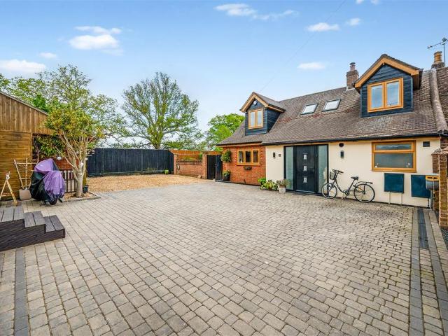 House for sale in Denmead, Hampshire