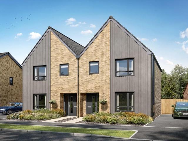 House for sale in Worcester Park Estate, Monks Orchard