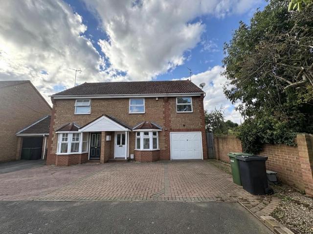House for sale in New England, Peterborough
