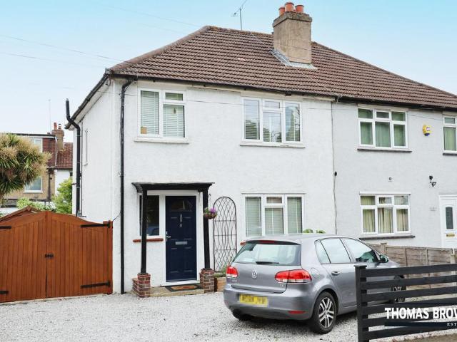 House for sale in Ramsden, Greater London
