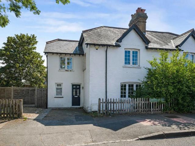 House for sale in Hayes, Greater London