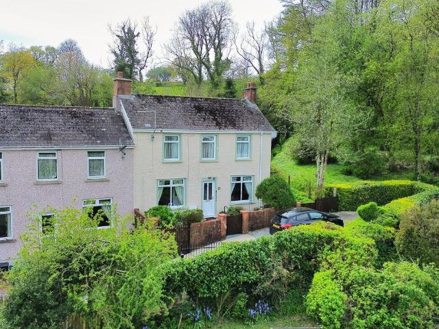 House for sale in Newcastle Higher, Aberkenfig