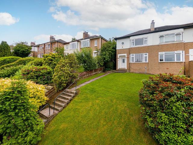 House for sale in Clarkston, Scotland