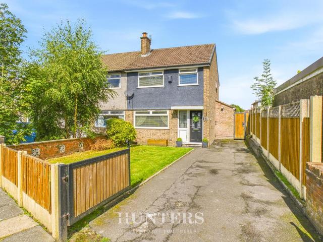 House for sale in Burnedge, Greater Manchester