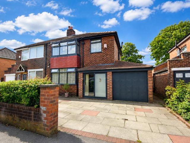 House for sale in Mosley, Trafford Park