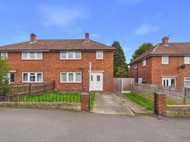 House for sale in Allerton Bywater, West Yorkshire
