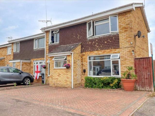 House for sale in Dale Hill, Essex
