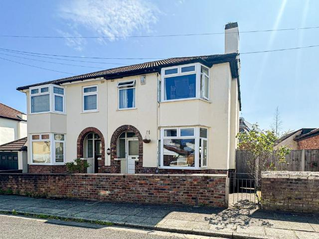 House for sale in Allerton, Calderstones