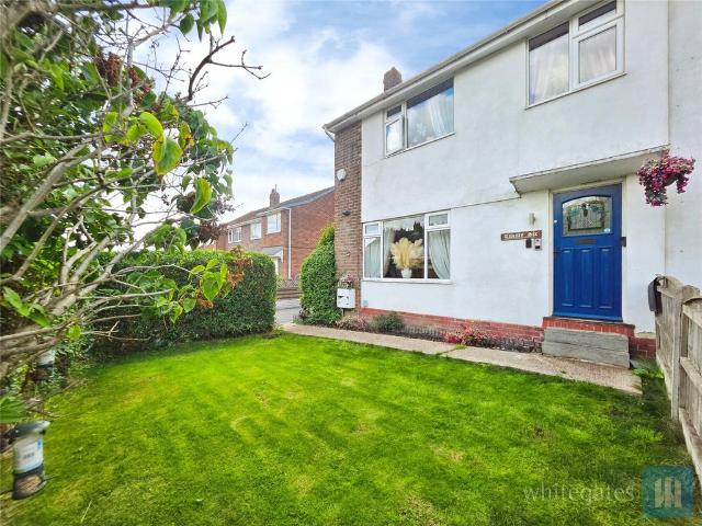 House for sale in Batley, West Yorkshire