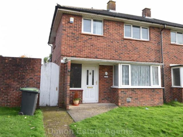 House for sale in Rowner, Middlecroft