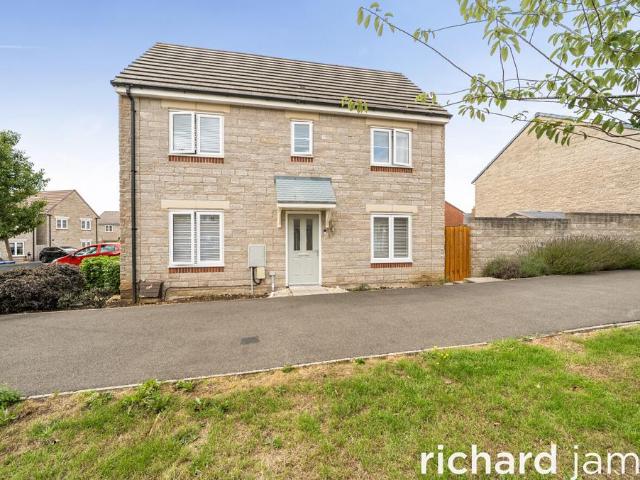 House for sale in Ridgeway Farm, Purton