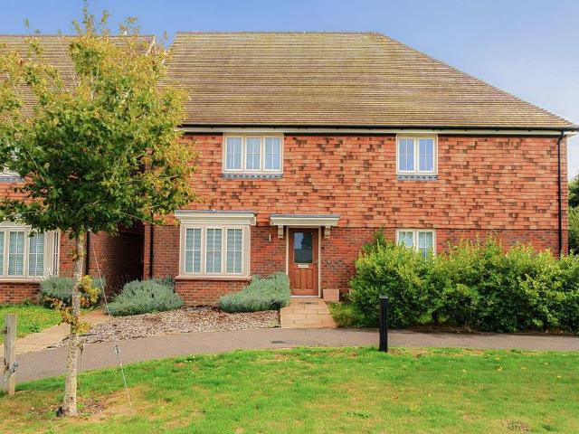 House for sale in Cliffsend, Acol