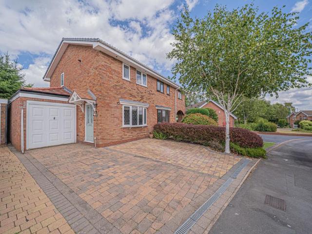 House for sale in Monkspath, West Midlands