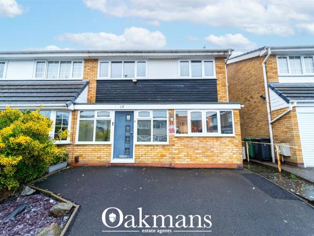House for sale in Halesowen, West Midlands