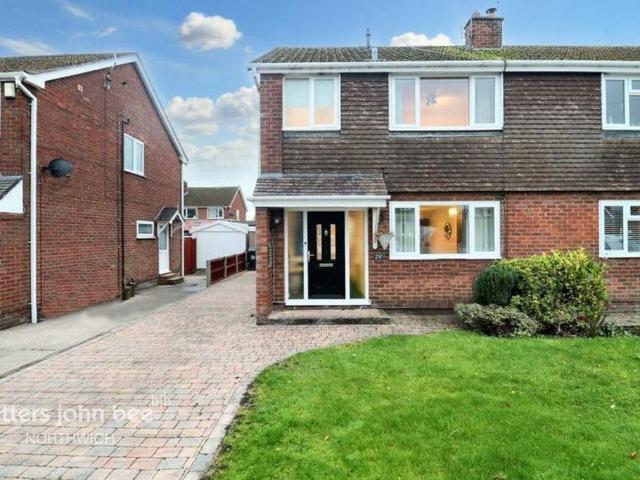 House for sale in Wincham, Cheshire