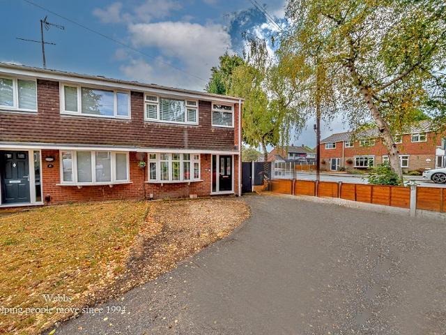 House for sale in Chadsmoor, Staffordshire