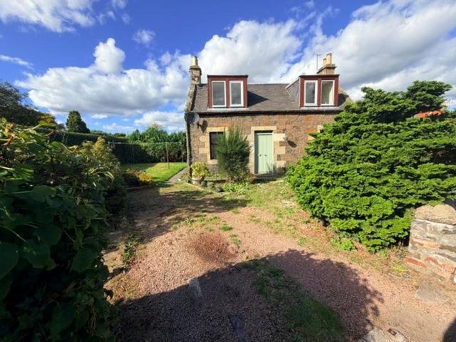House for sale in Dunshalt, Scotland