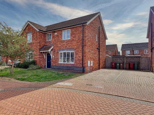 House for sale in Brat Hill