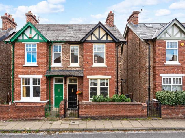 House for sale in High Field, York
