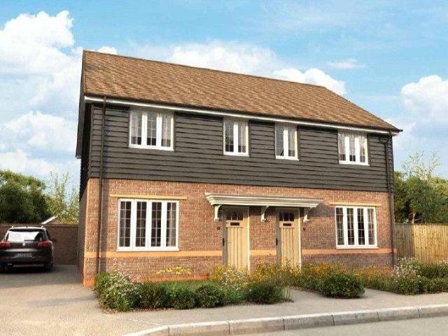 House for sale in Hounsome Fields, Priest Down