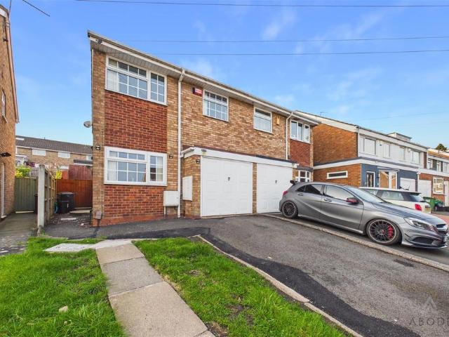 House for sale in Ravenstitch, Brierley Hill