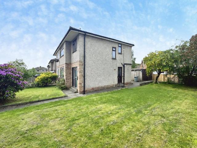 House for sale in Little Gomersal, West Yorkshire