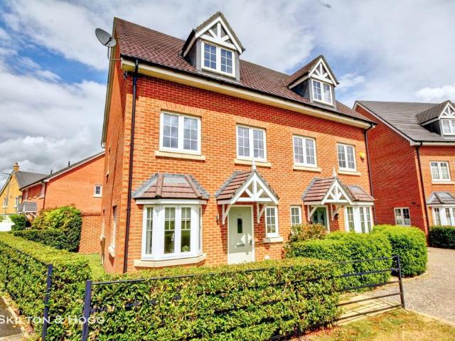 House for sale in Ashby Fields, Daventry