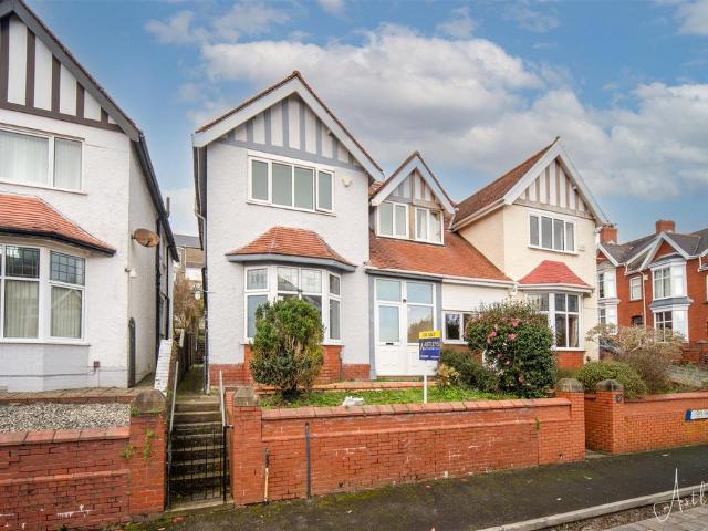House for sale in Nangreaves, Wales