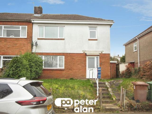 House for sale in Blackwood, Wales