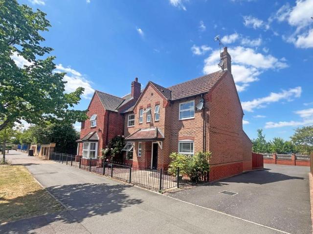 House for sale in Hampton Hargate, Peterborough