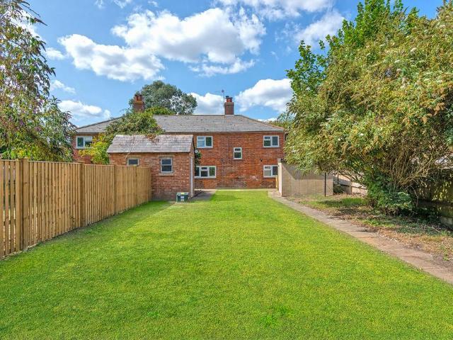 House for sale in Capel, Sandown Park