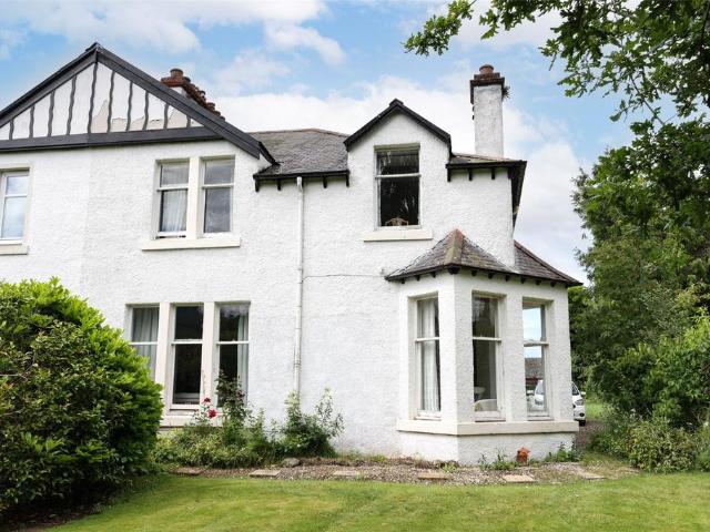 House for sale in Coupar Angus, Scotland