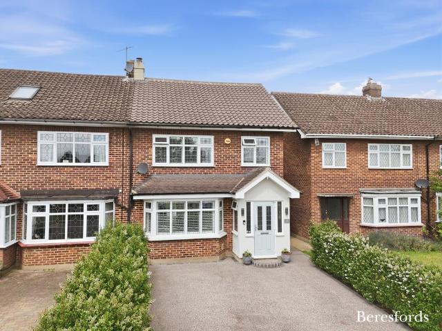House for sale in Hornchurch, Greater London