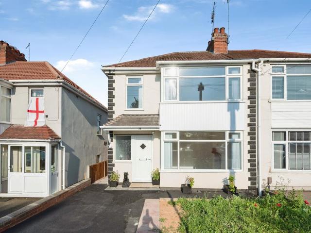 House for sale in Dixons Green, West Midlands