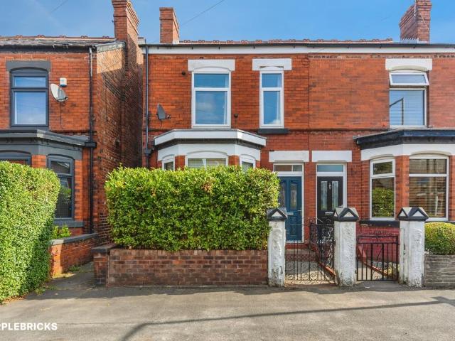 House for sale in Cheadle, Greater Manchester
