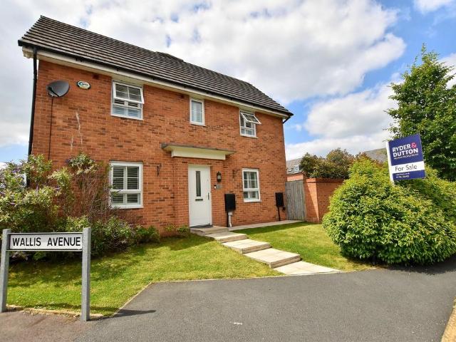 House for sale in Newbold, Burnedge