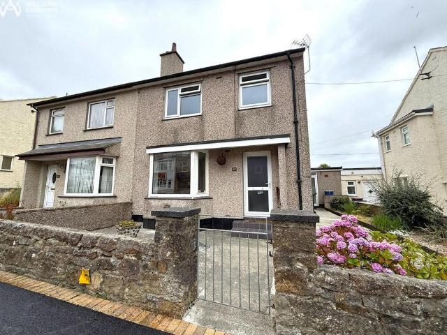 House for sale in Llangefni, Wales