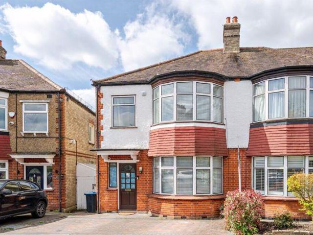 House for sale in Greater London