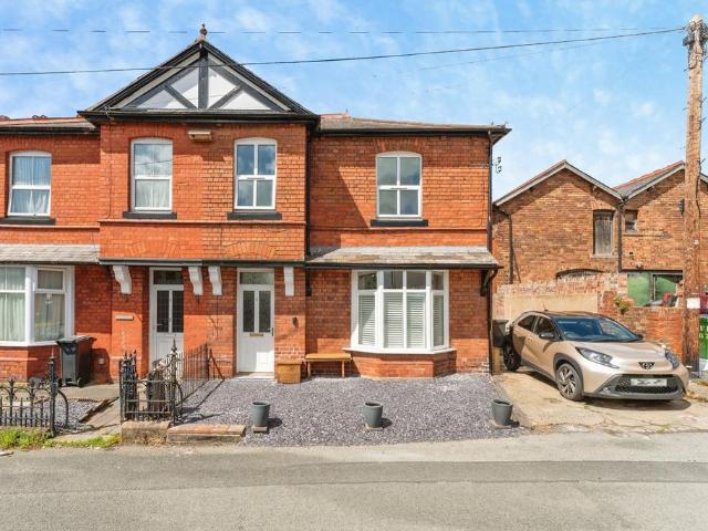 House for sale in Mold