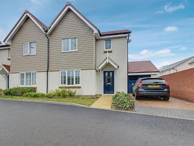 House for sale in Churchgate, Broxbourne