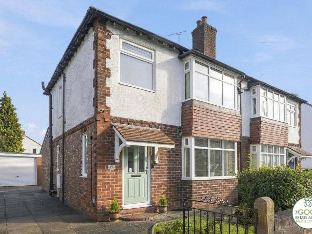 House for sale in Lakes Estate, Handforth